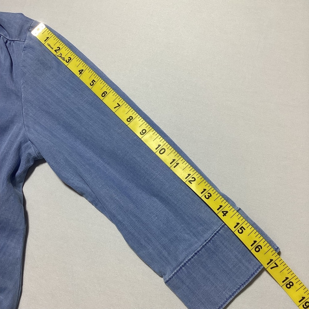 White House Black Market Light Blue Ruched Button-Front Chambray Shirt - Picture 13 of 14